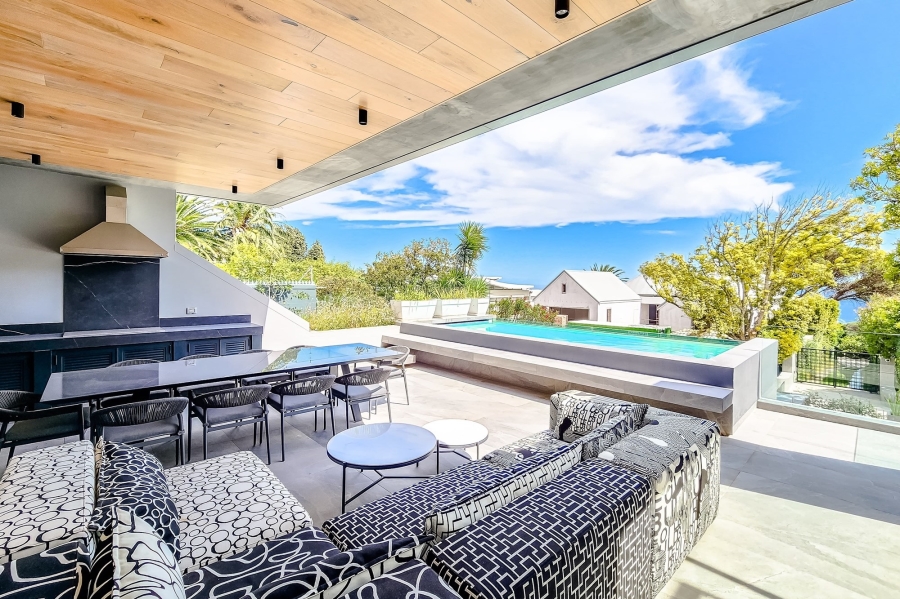 6 Bedroom Property for Sale in Camps Bay Western Cape